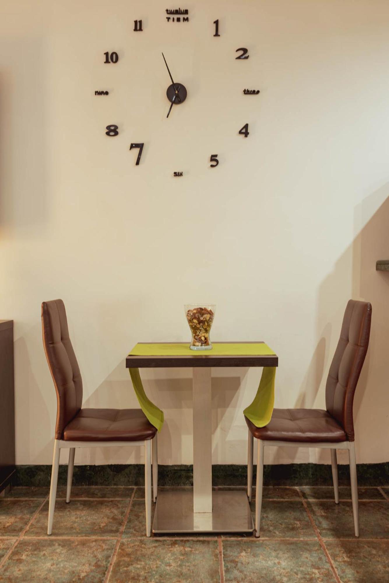 Hotel Cesirja Casavatore 外观 照片